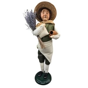 Vtg Byers Choice Williamsburg 2004 Caroler 14" Colonial Gardening Man Lavander